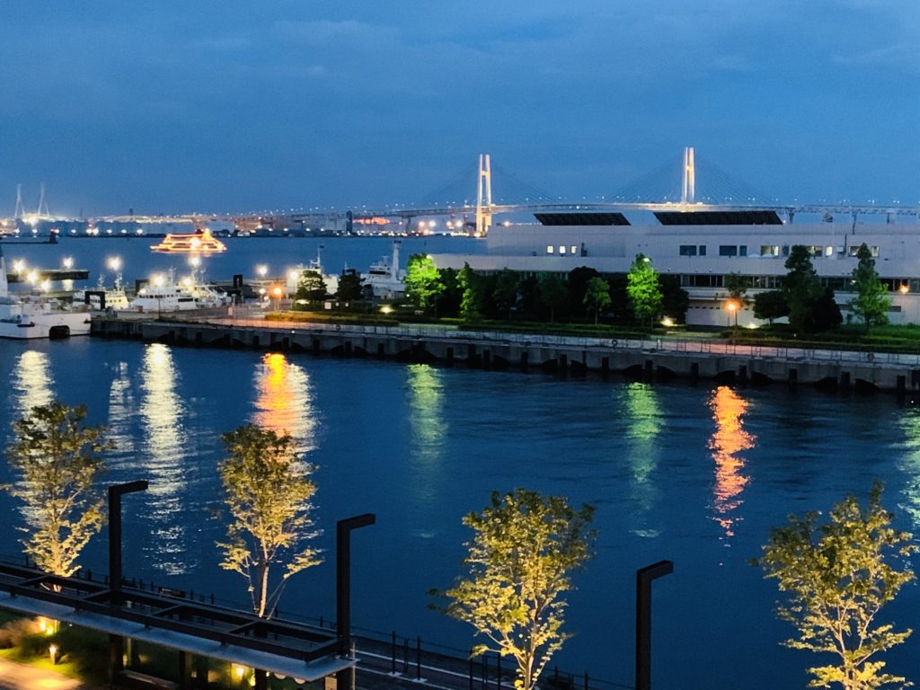 インターコンチネンタル横浜Pier 8 デラックス ダブル ベイビュー
